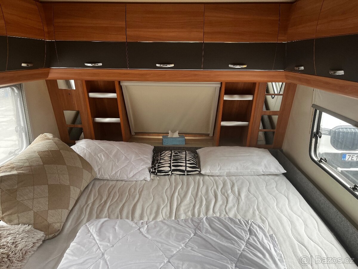 Karavan Hobby 24B De Luxe – r.v. 2011 – výborný stav - 5