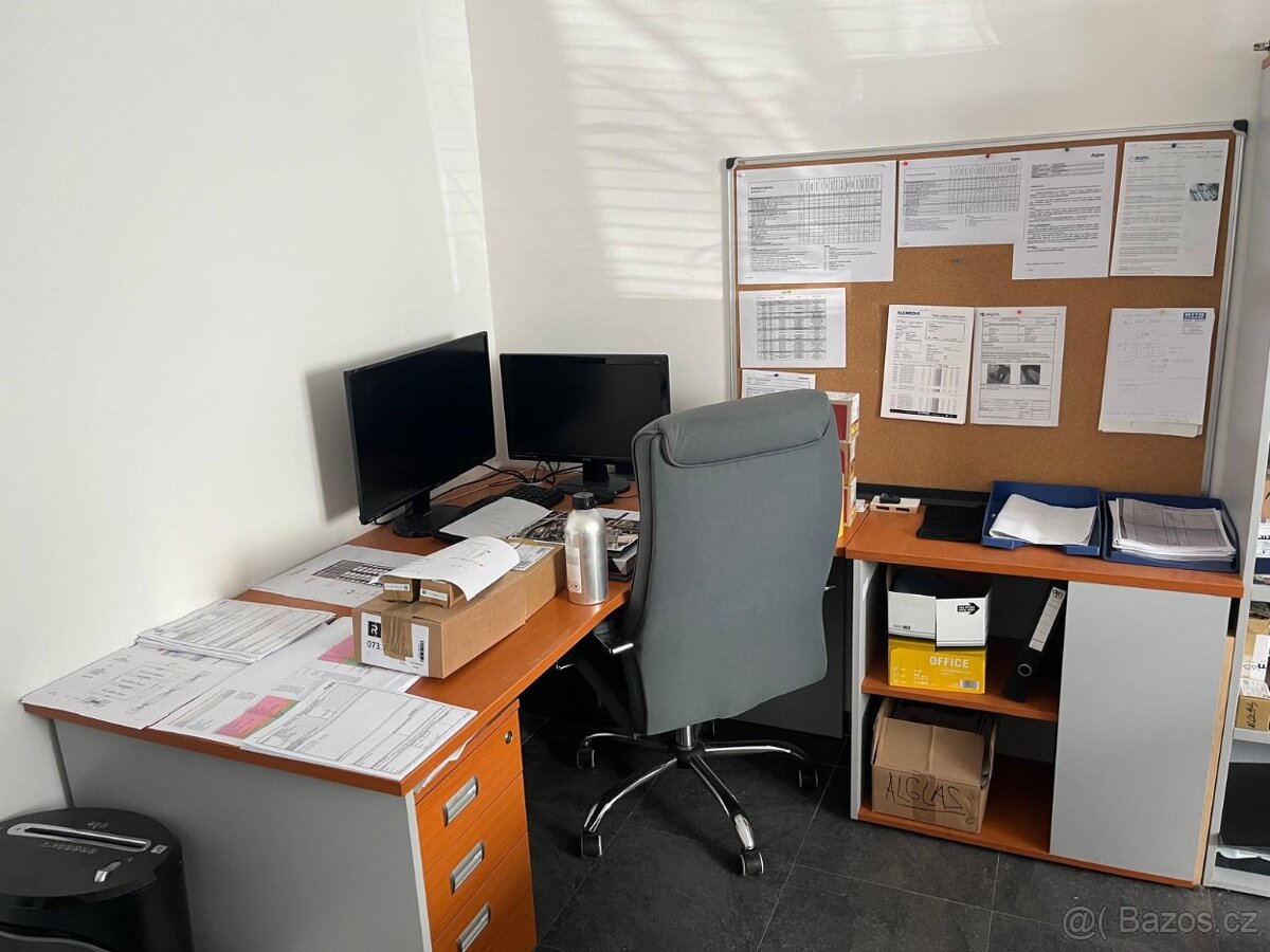 kancelářský nábytek - 5