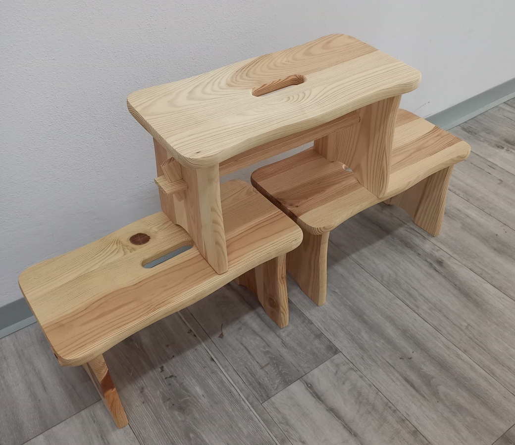 Dřevěná stolička, štokrlátko z přírodní borovice - 5