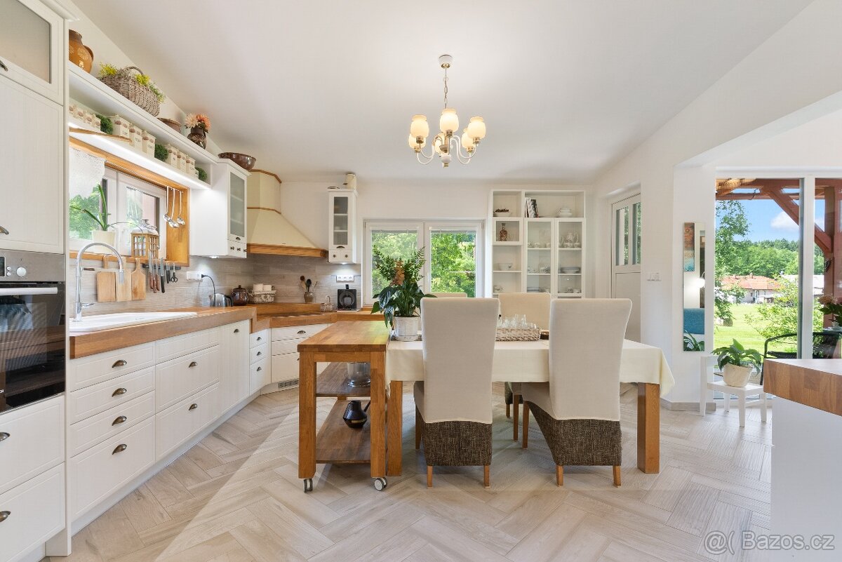 NOVÁ CENA Prodej domu 212m², pozemek 2 430m², Bořkov, Slaný - 5