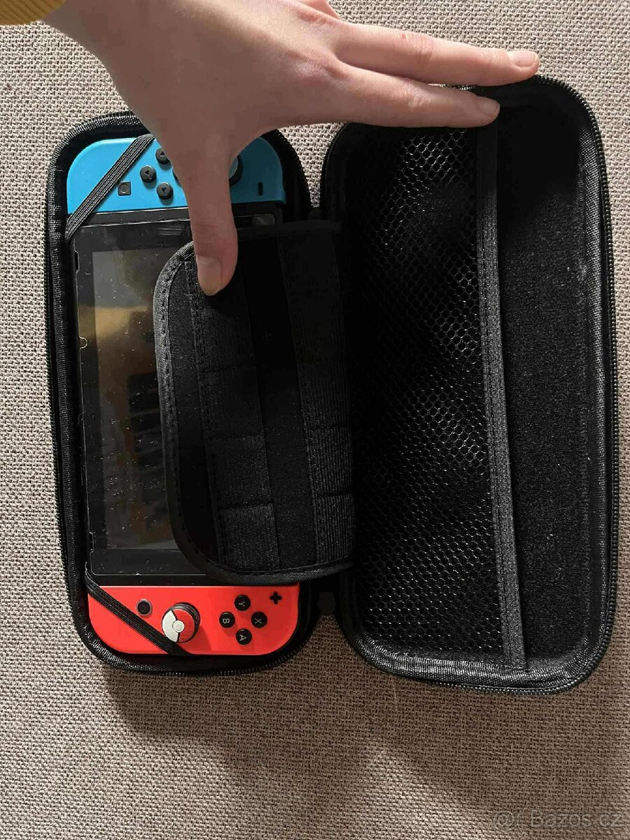 Nintendo switch - kompletní set (4 Joy-Cony, 7 her) - 5