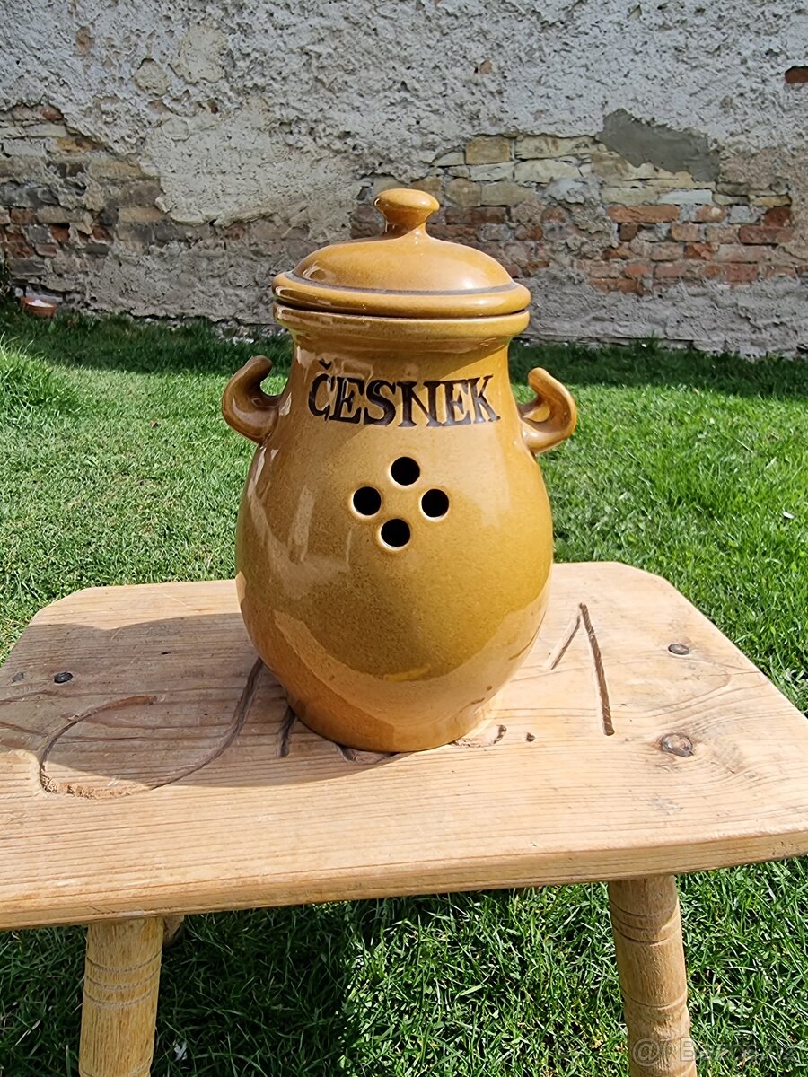 Na cibuli, česnek a koření - 5