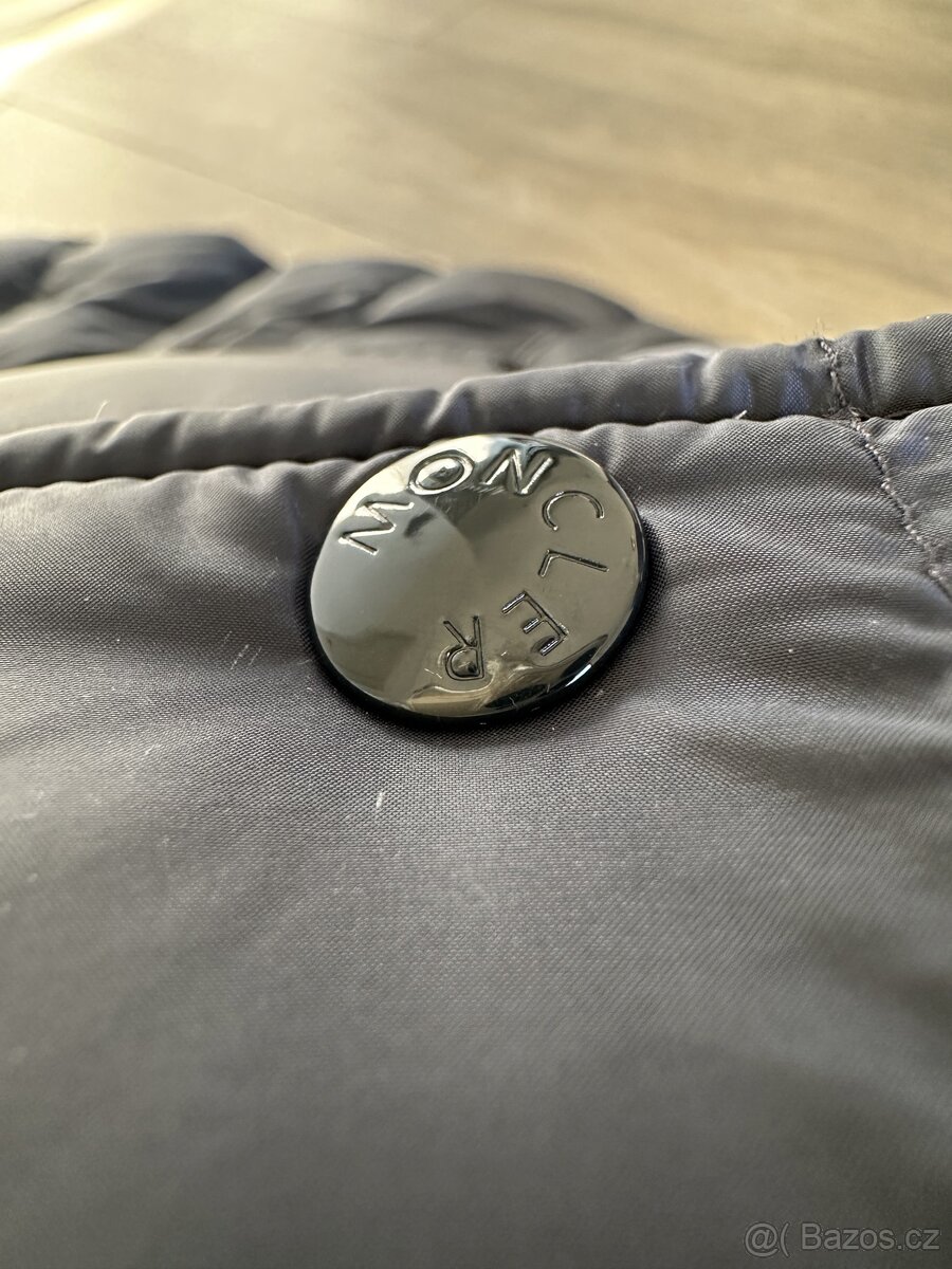 Moncler péřová bunda - 5