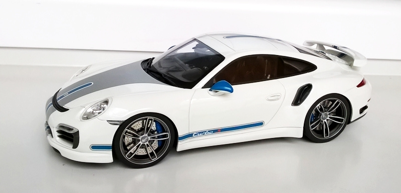 Porsche 911/991 1/18 - 5
