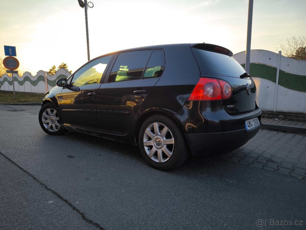 VW Golf 2.0 TDI DSG Aut - 5