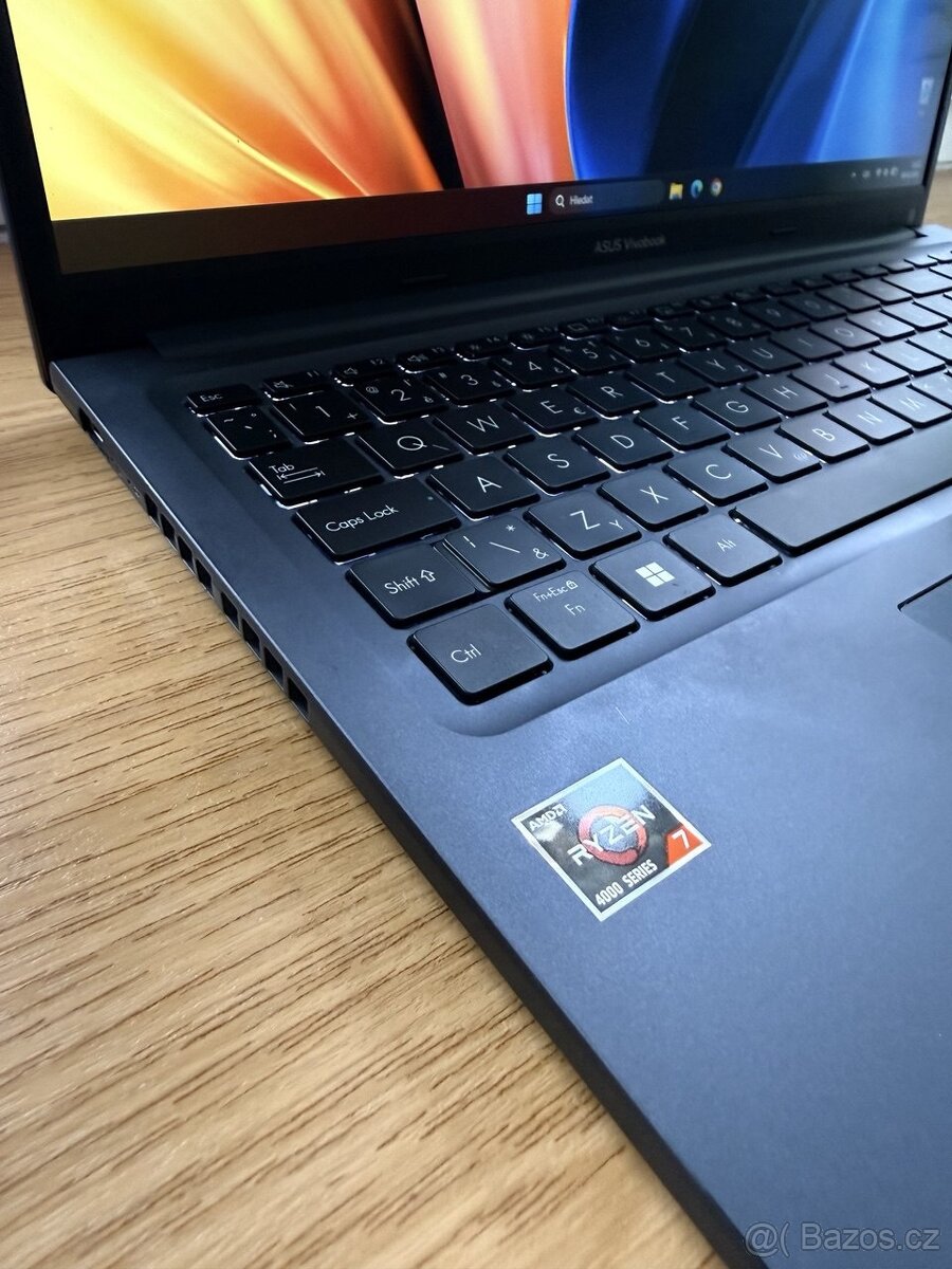 Prodám notebook Asus Vivobook 15 z Ryzen 7 - 5
