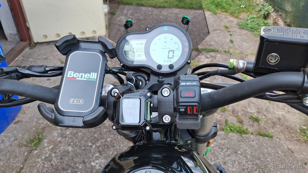 Benelli Leoncino 500 Trail