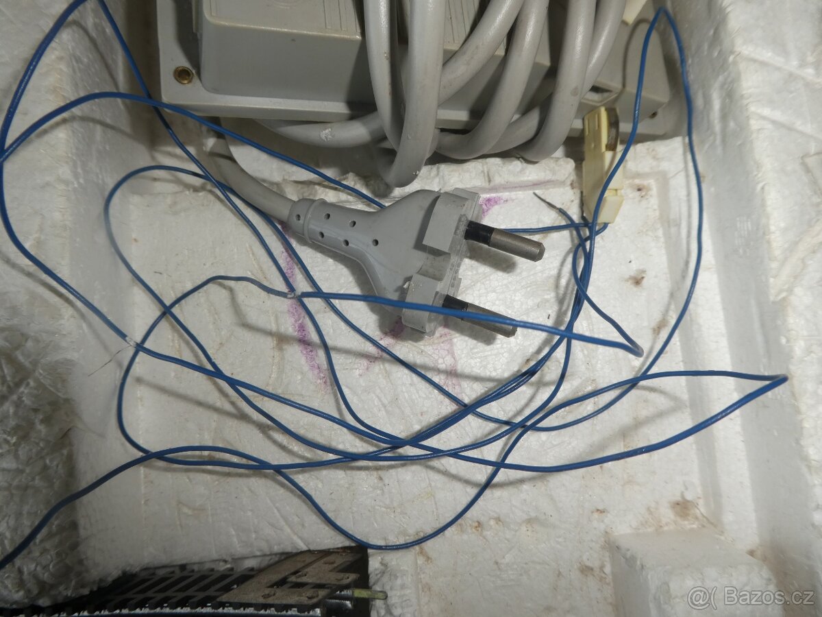 Modely vláčků TT včetně kolejí a trafa - 5