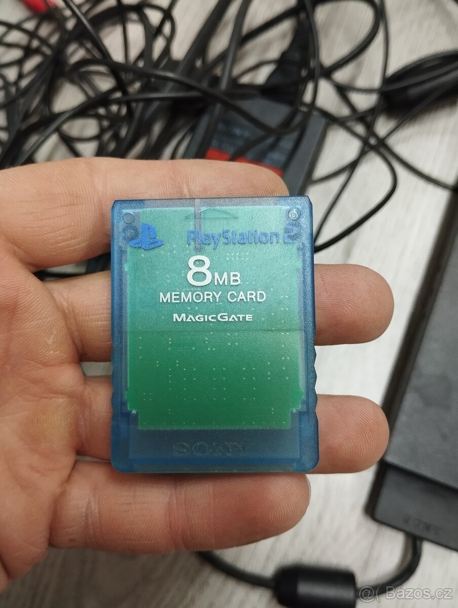 Playstation 2, hry, vybavení - 5