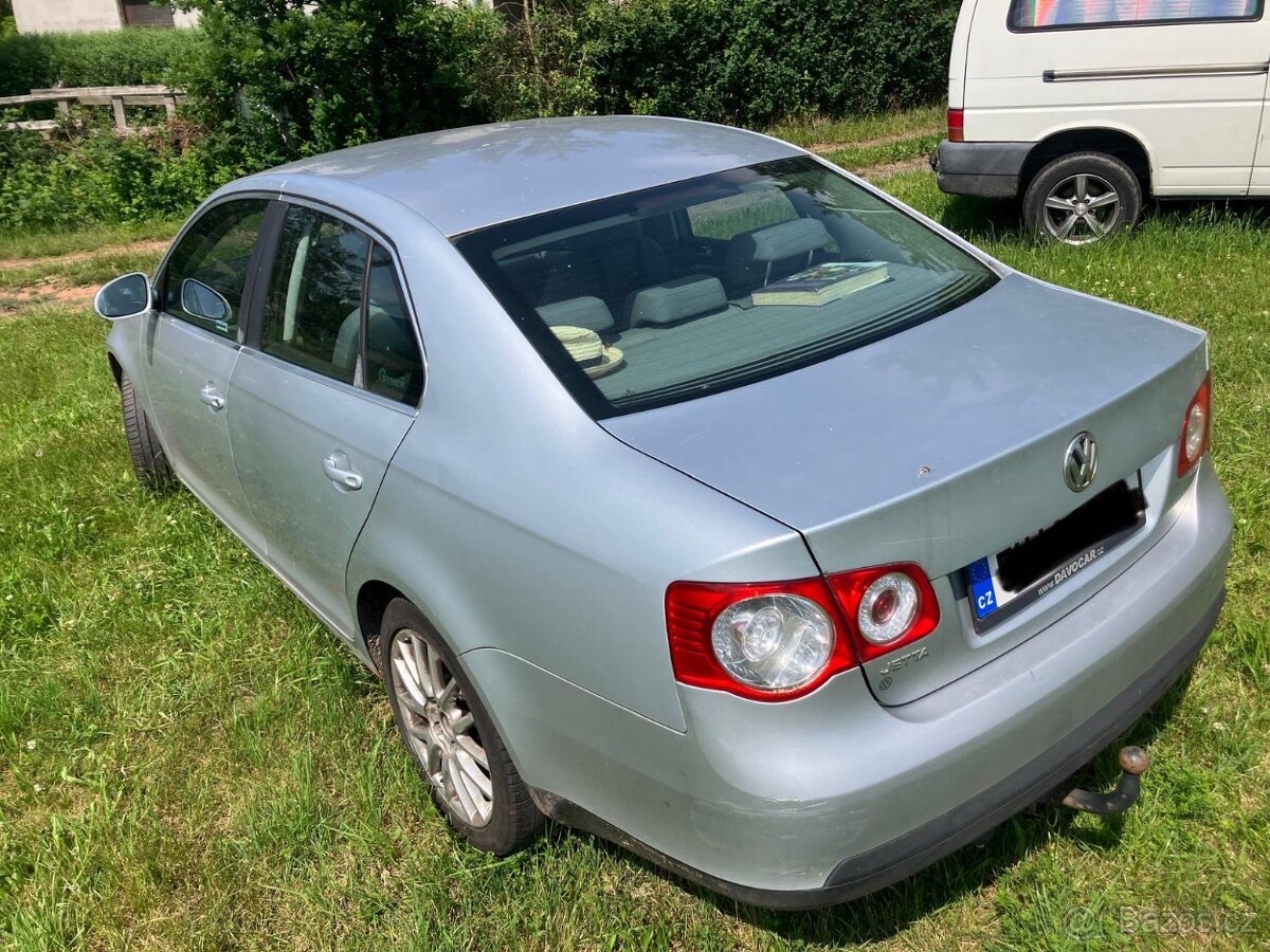 Volkswagen Jetta 1.6 Benzin 2007 - 5