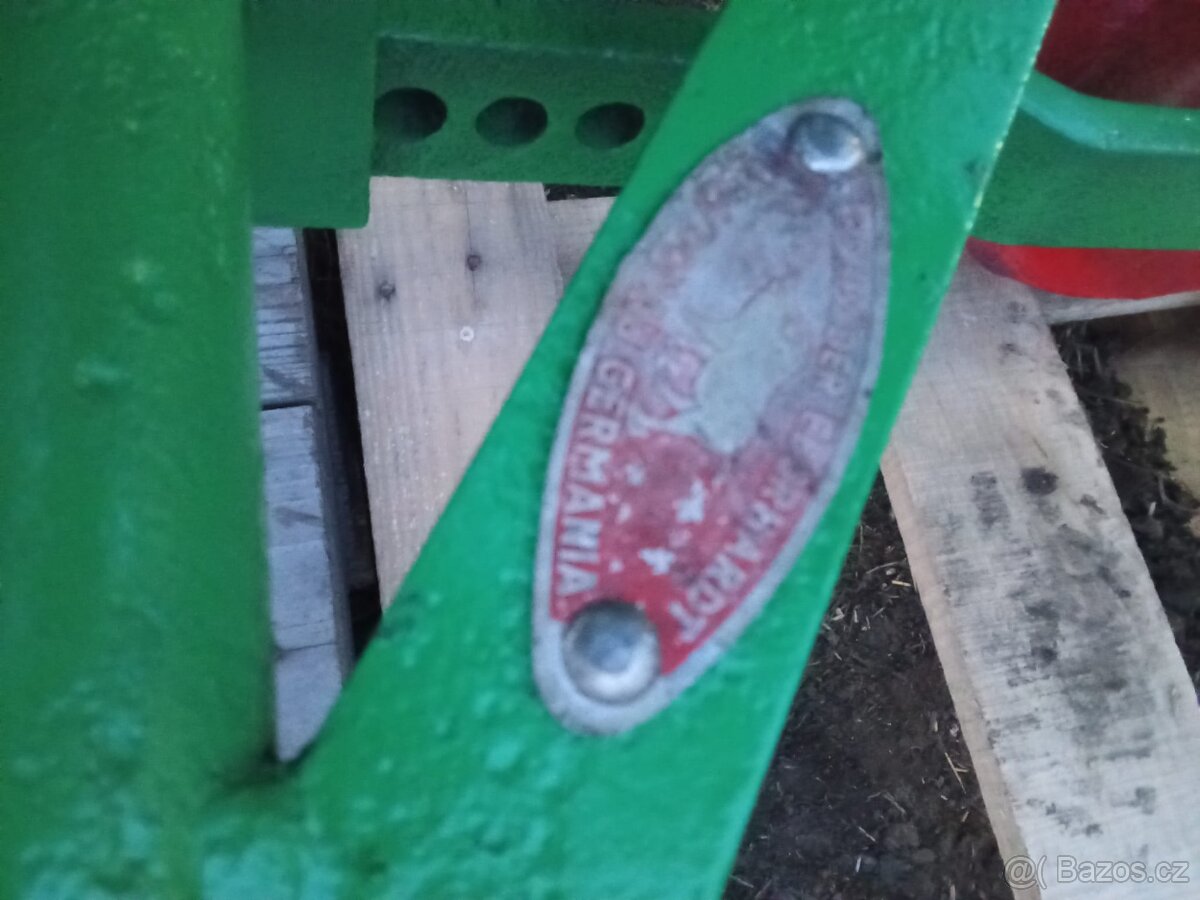 Pluh Obracák v originálu - 5