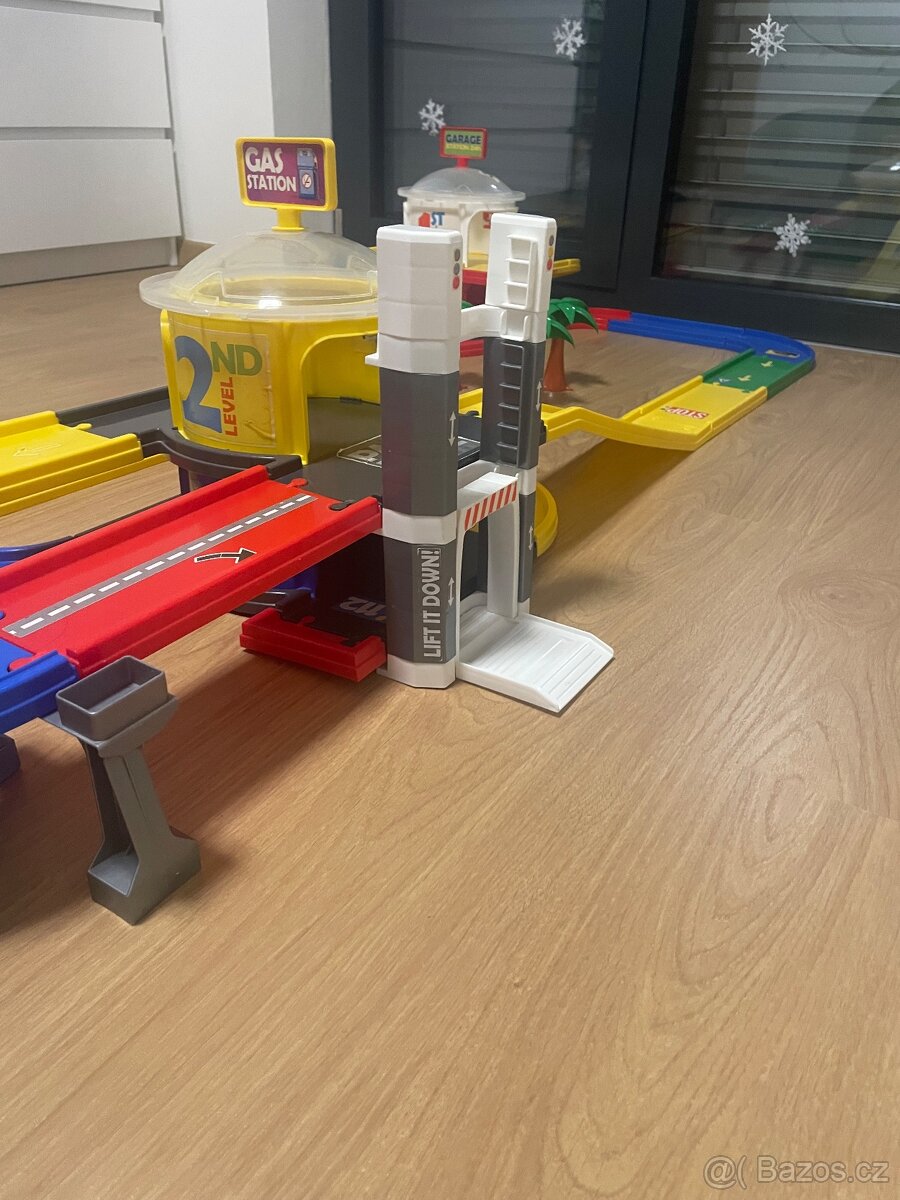 Autodráha s garazi - 5