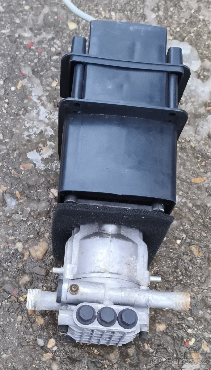 Prodám motor/čerpadlo z tlakového čističe - 5