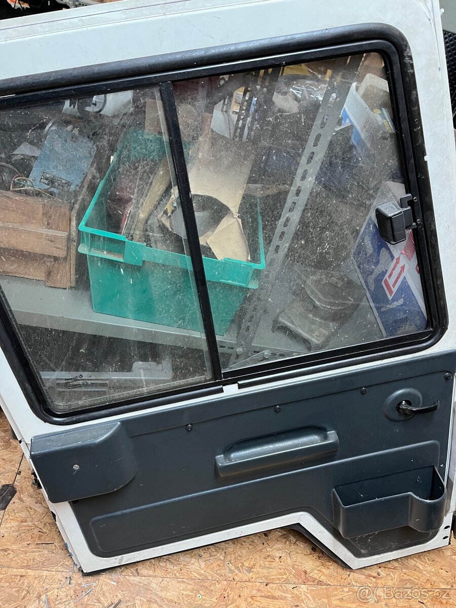 Dveře pravé+ levé s okny Multicar m26 - 5