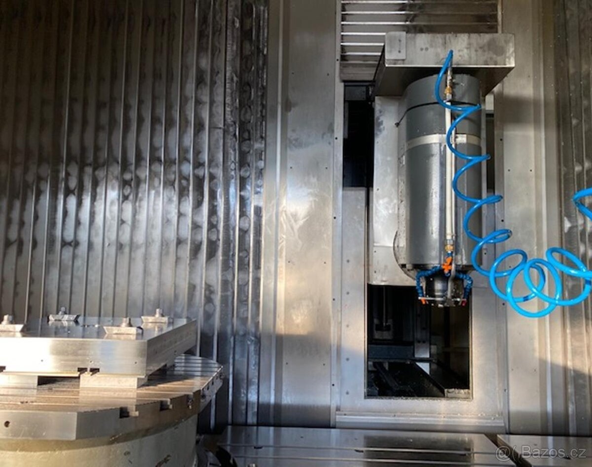 Obráběcí centrum (vertikální) AXA VHC3-XTS - 5