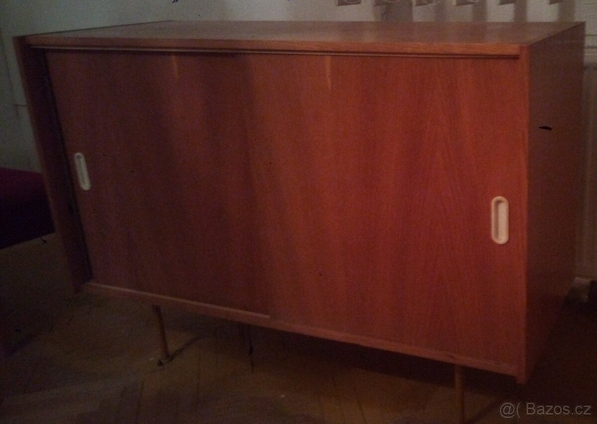 Nabízím skříňky - 5
