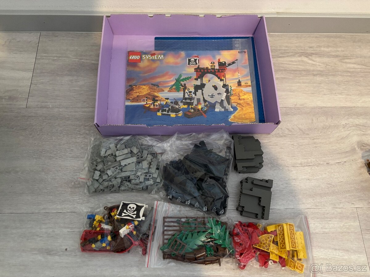 LEGO Pirates 6279 Skull Island - 5