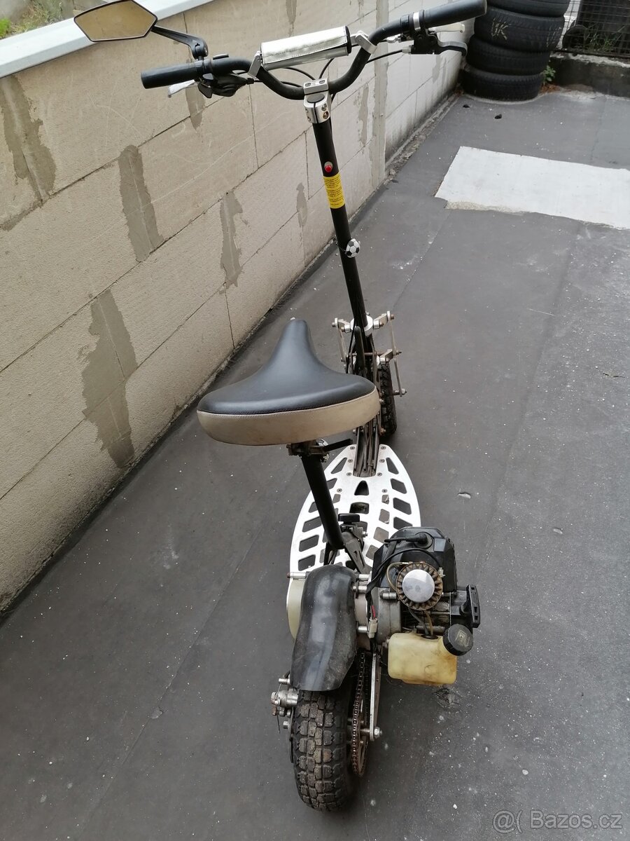 Benzínová koloběžka - 5