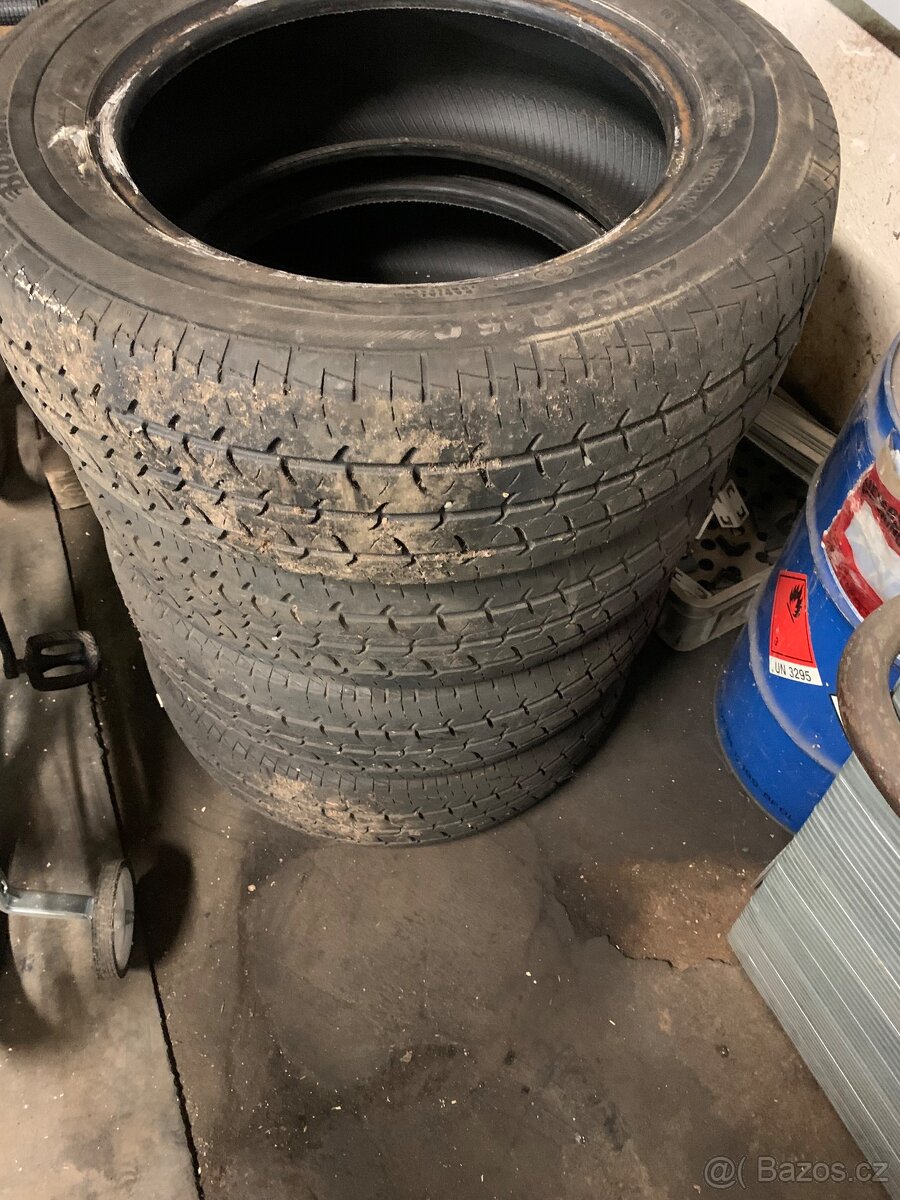 Pneu 205/65 R 16 C - 5