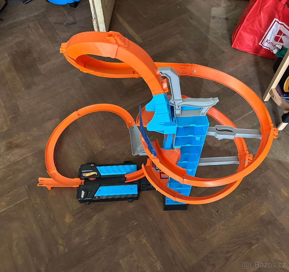 Hot Wheels Padajícíc věž+3 autíčka - 5