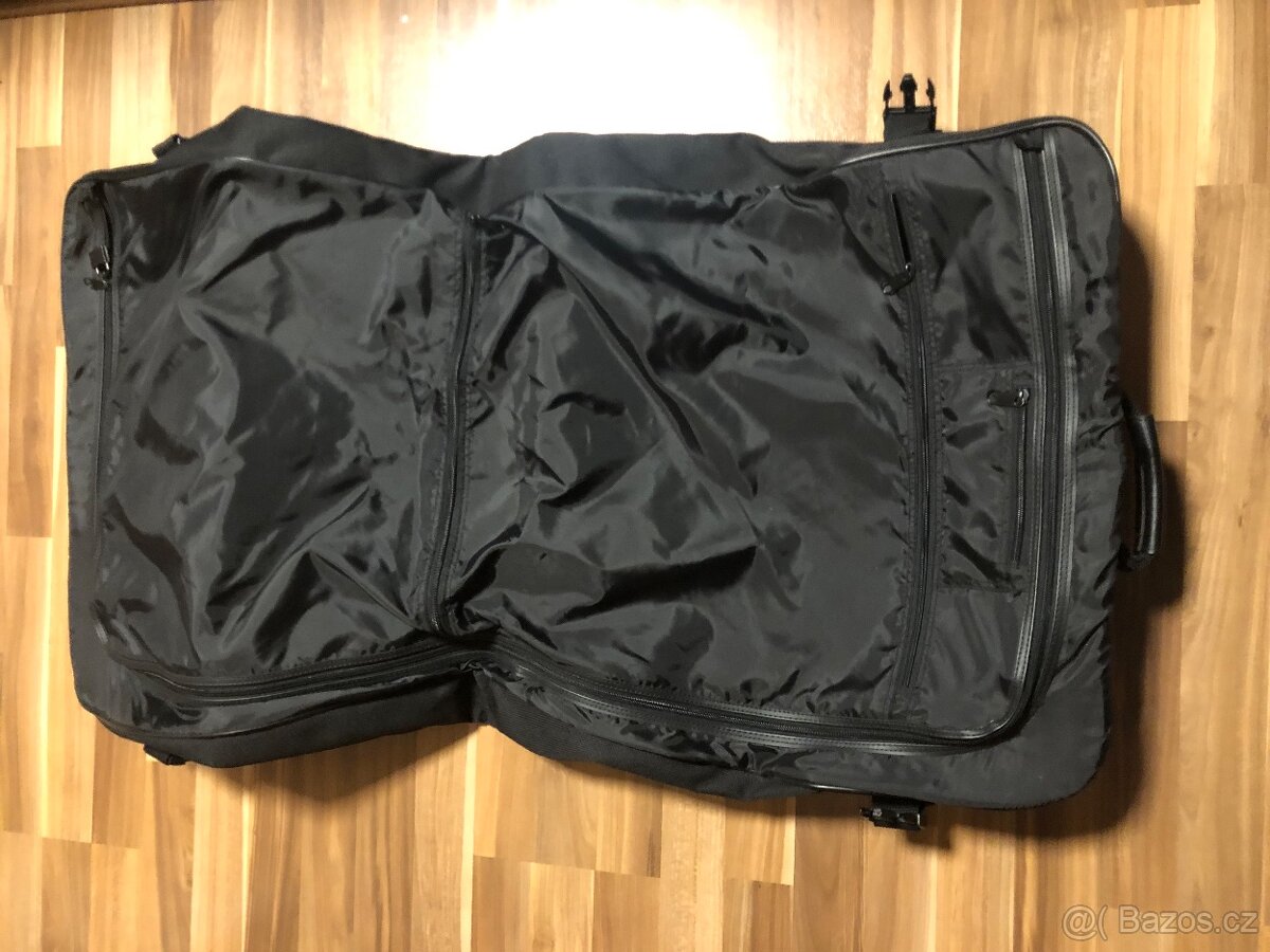 Vak na obleky - 5
