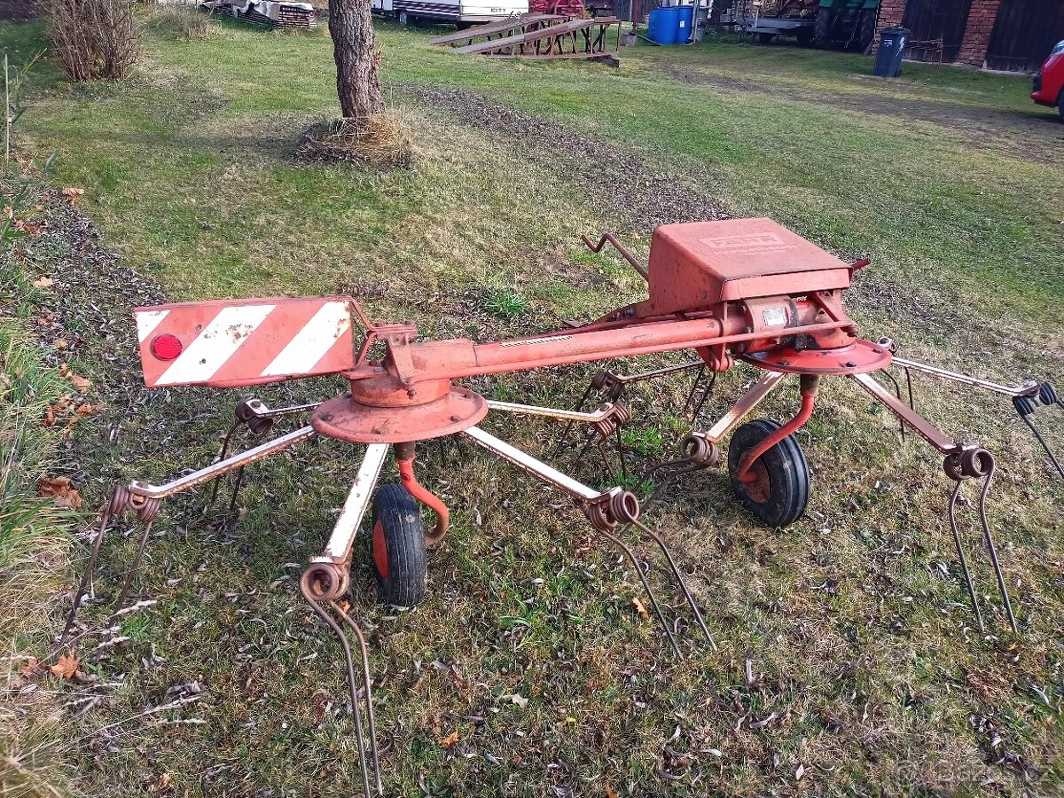 Obraceč sena 2 m - 5