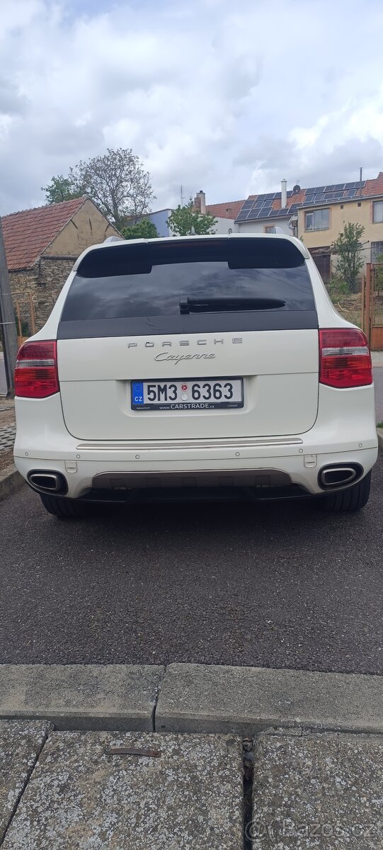 Porsche Cayenne 3.6 benzín 4x4 - 5