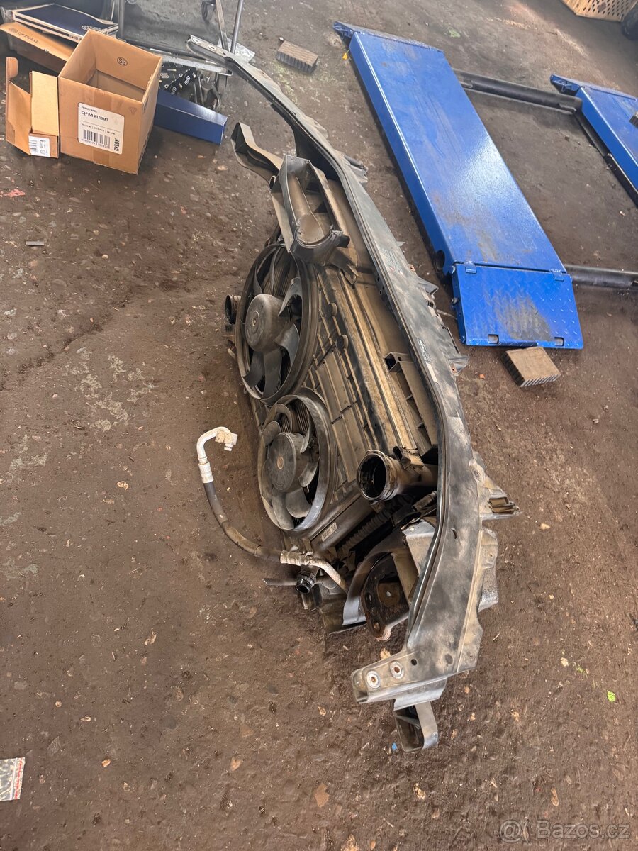 Passat b6 chladičová stěna - 5