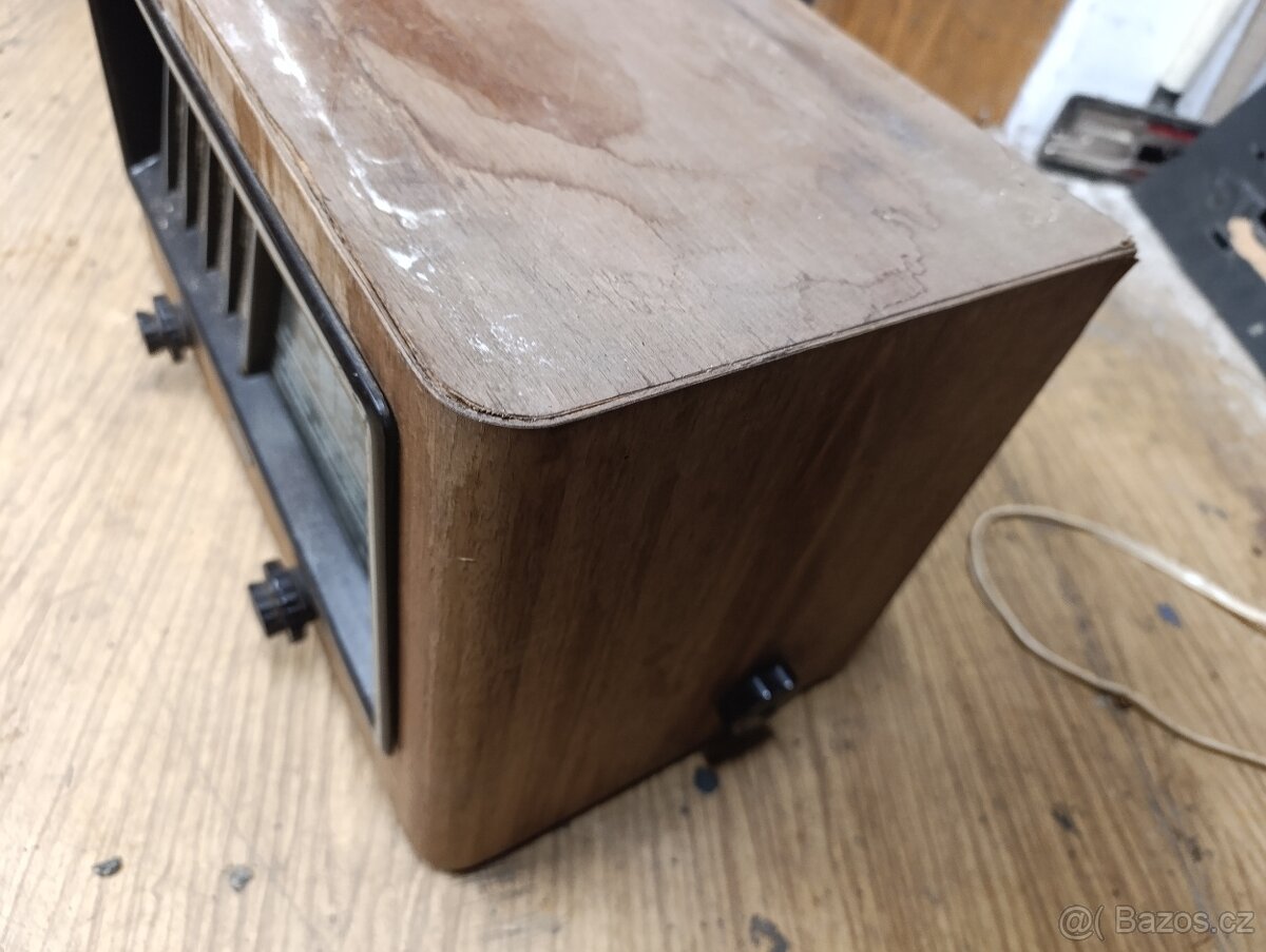 staré radio lorenz - 5