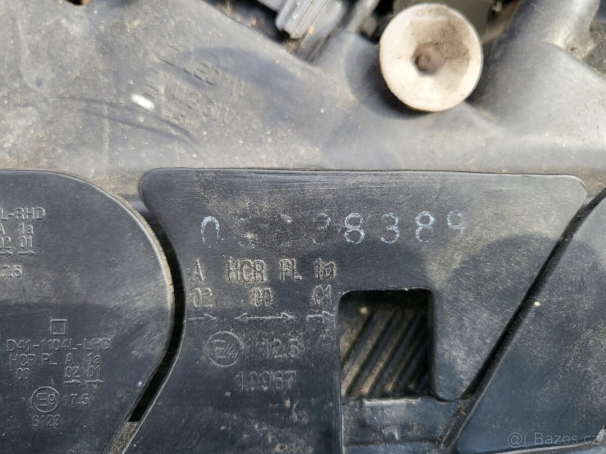 VW Passat B5,5 3BG kombi, přední světla - 5