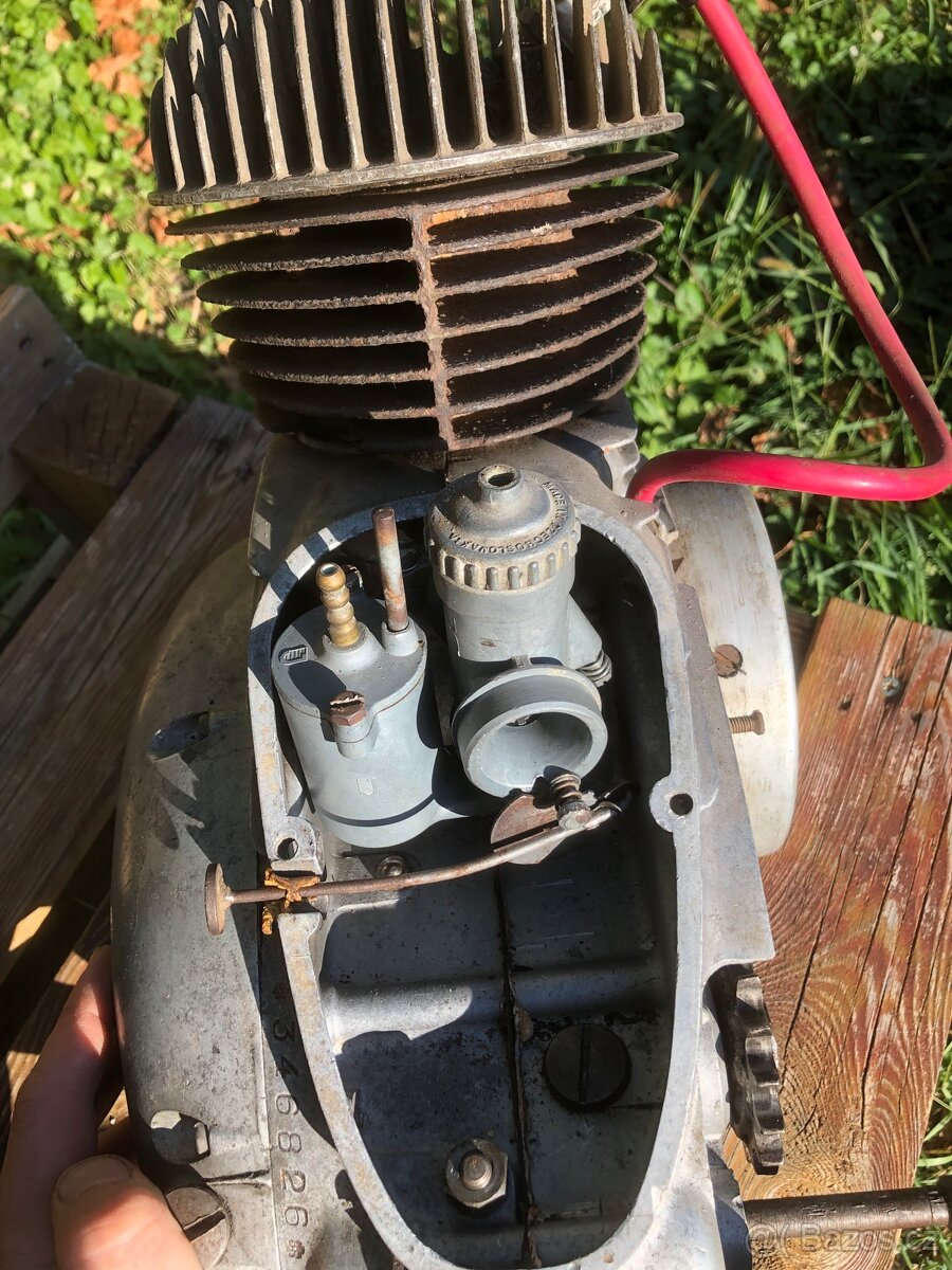 Motor ČZ 150c - 5