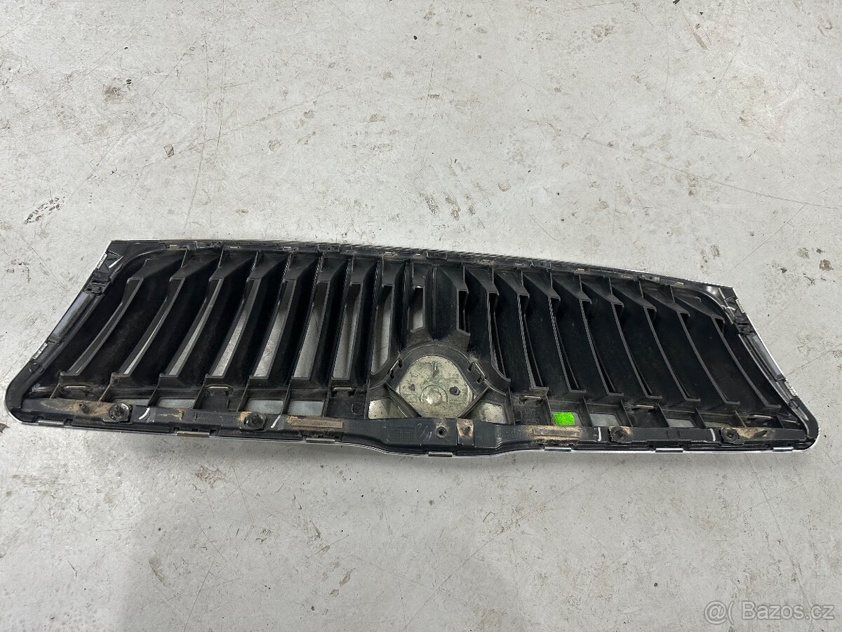 Maska Škoda Octavia 2 Facelift kompletní - 5