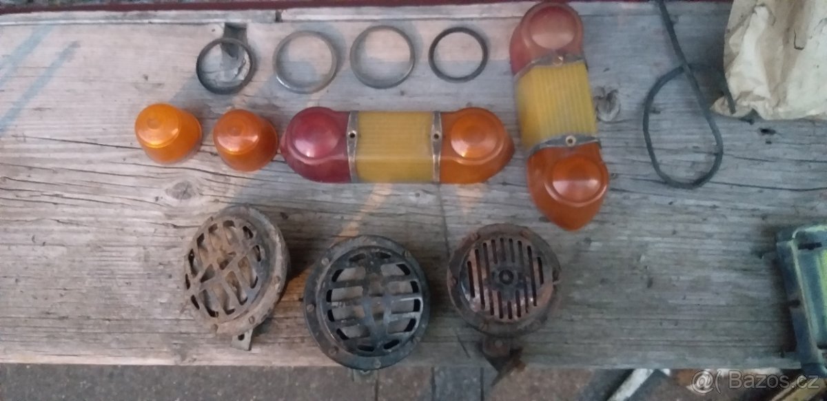 krytky světel octavia/felicia - 5