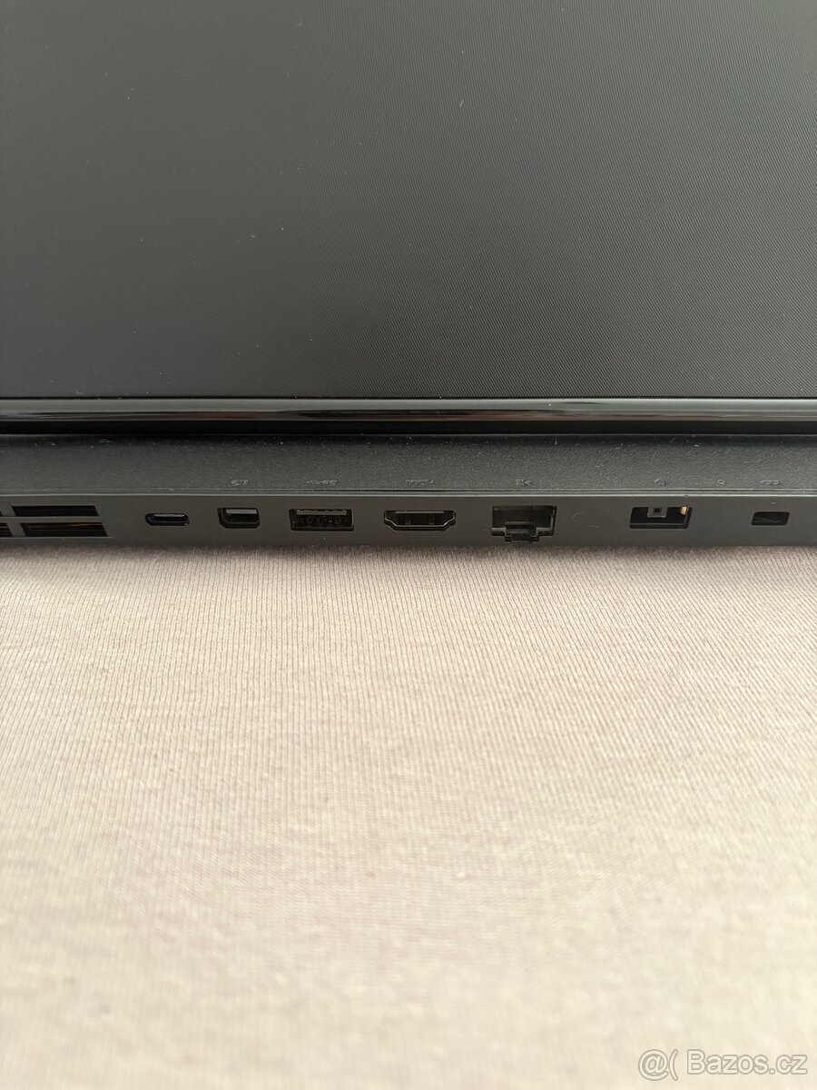 herní notebook Lenovo Legion - 5