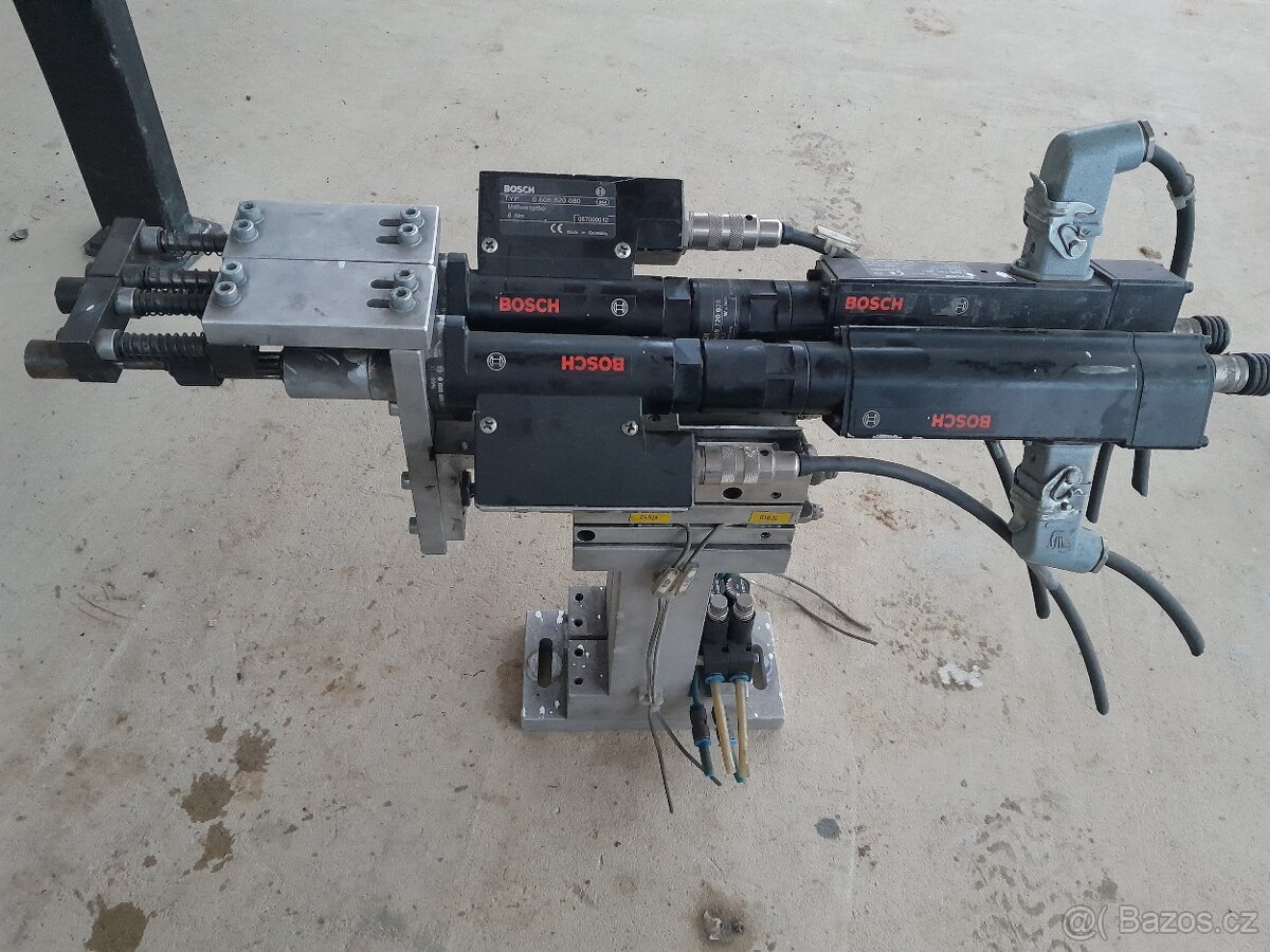 Servo sroubovak Bosch rexrorh - 5