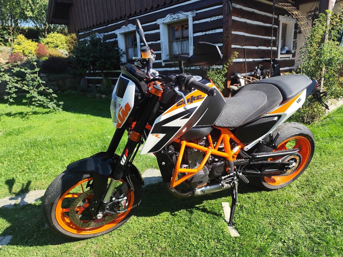KTM 690 DUKE R - 5