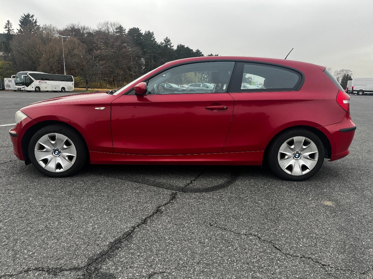 BMW řady 1 (116i) - benzin 2.0L, 90kW, rok 2009 - 5