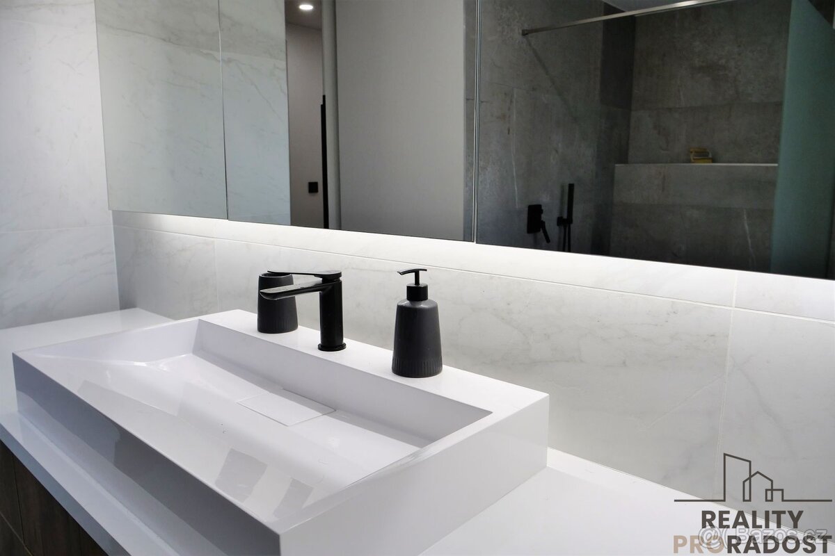 Pronájem zrekonstruovaného bytu 2+1 v Hodoníně, byt 2+1 reko - 5