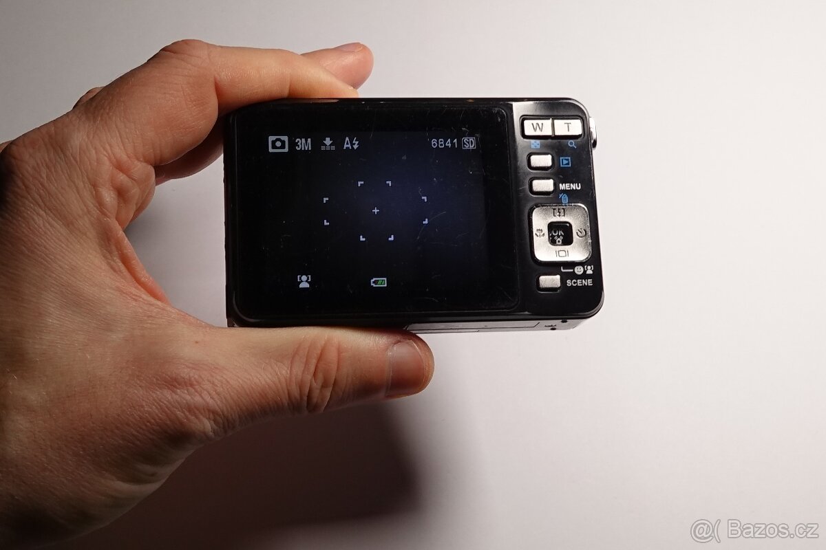 Pentax Optio E85 - 5