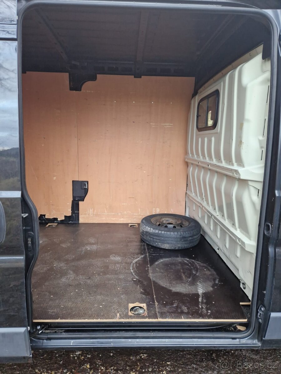 Dodávka s motorem 3,0 IVECO + hydraulické čelo - 5