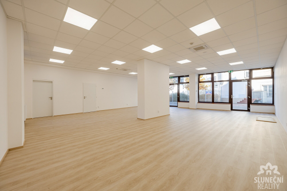 Pronájem komerčního prostoru 107 m², Uherské Hradiště - 5