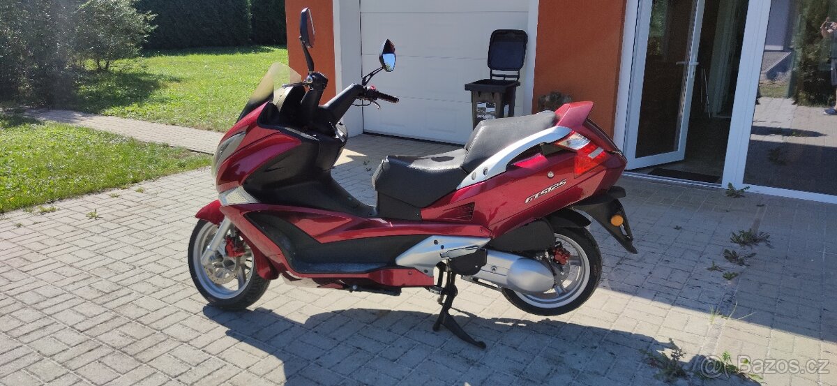 Prodám skútr Zn. Jonway GTS 125 - 5