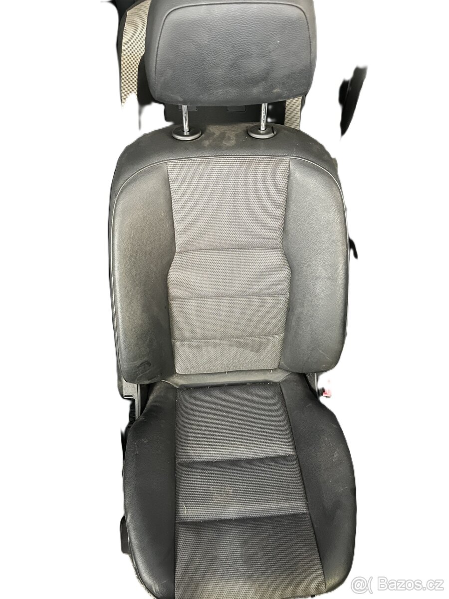 Autosedačky Mercedes C W204 - 5