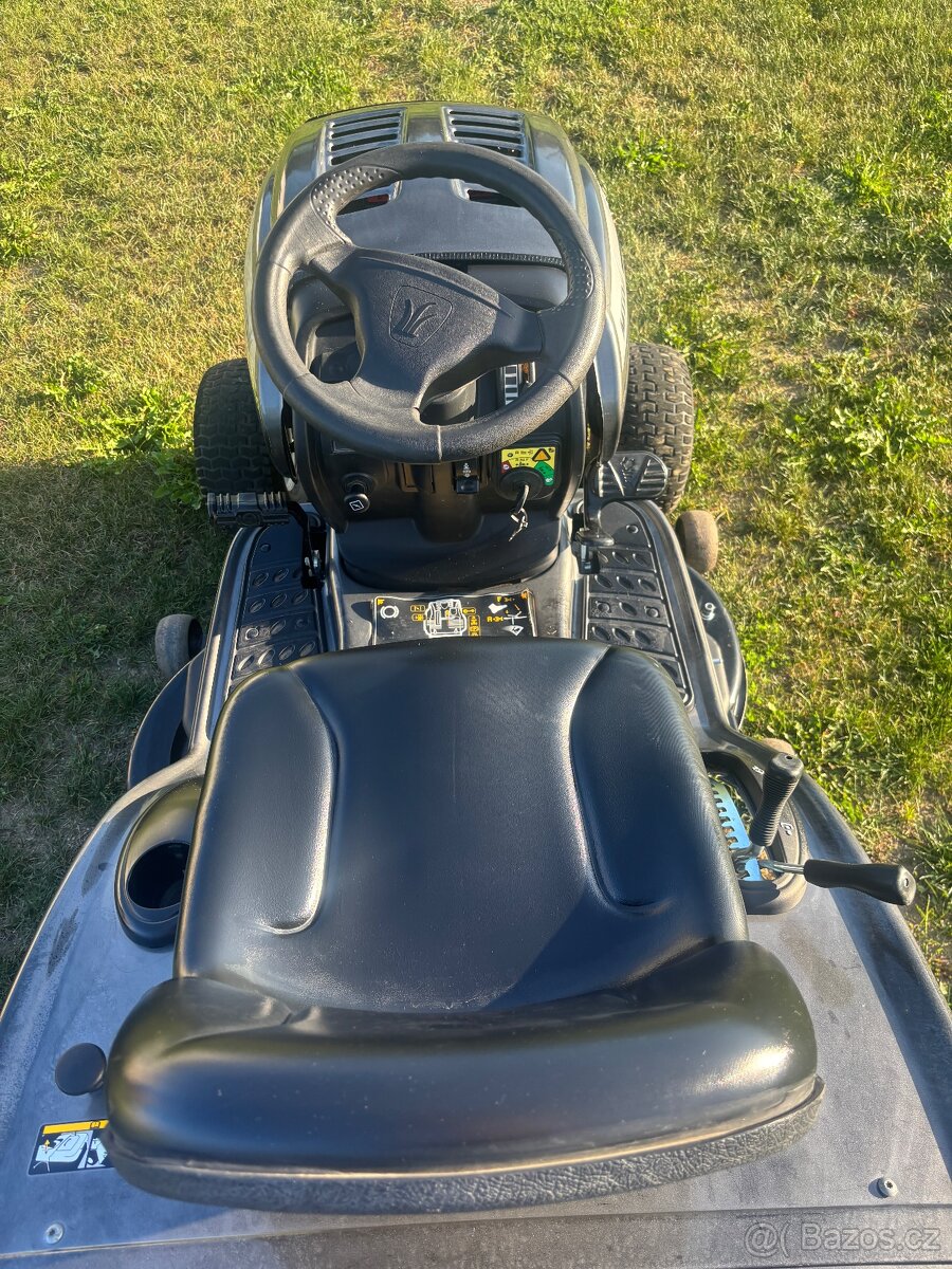Zahradní trakturek MTD 24hp - 5