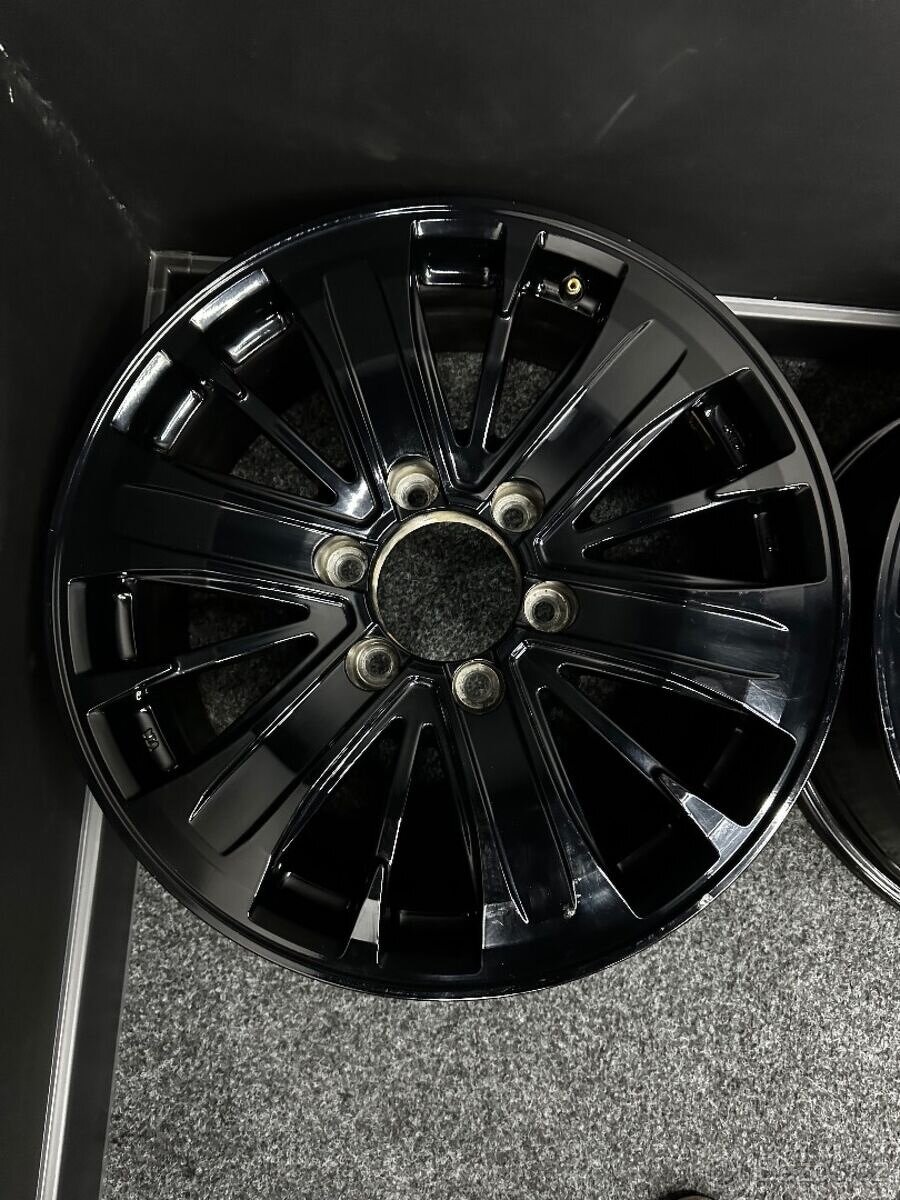 Alu Isuzu 6x139,7 18” et33 - 5