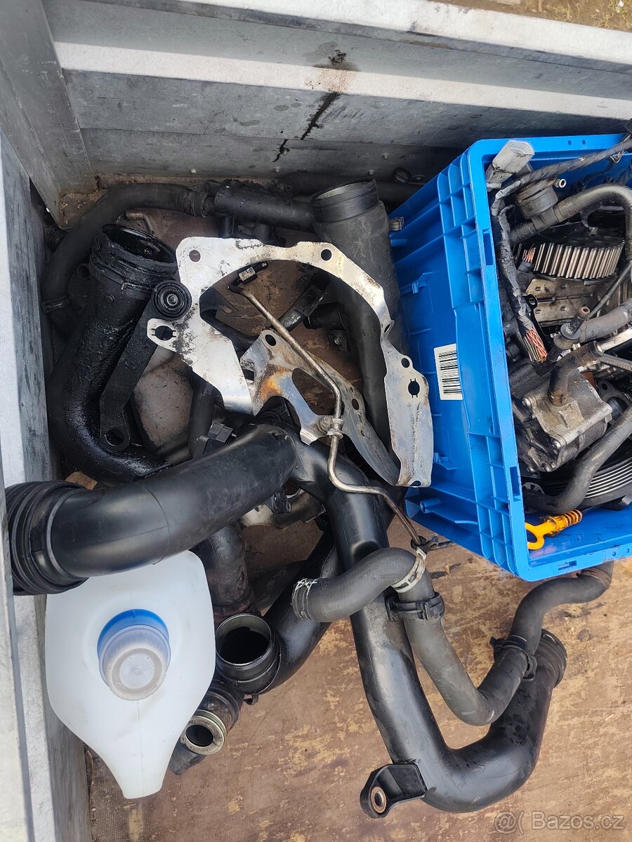 Motor 1.9tdi 77kw BXE díly - 5