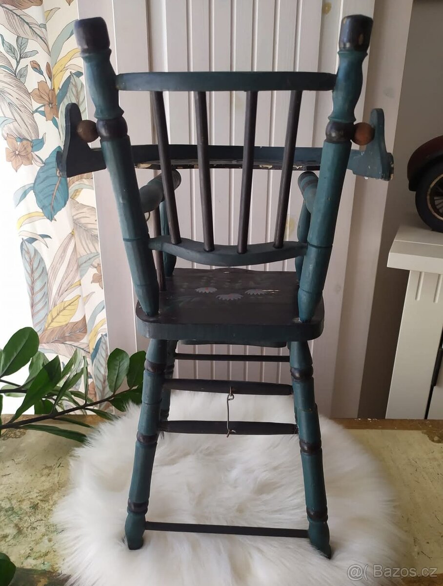 Dřevěná židlička pro penenky - 5