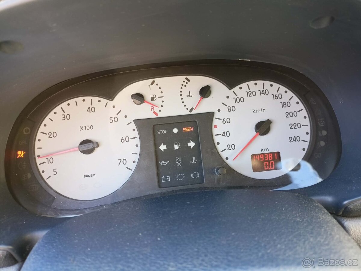 Clio 1.2 16V - 5