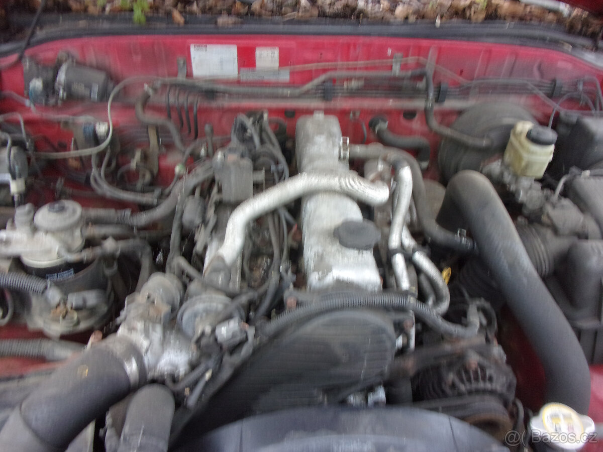 Mazda B2500 - 5
