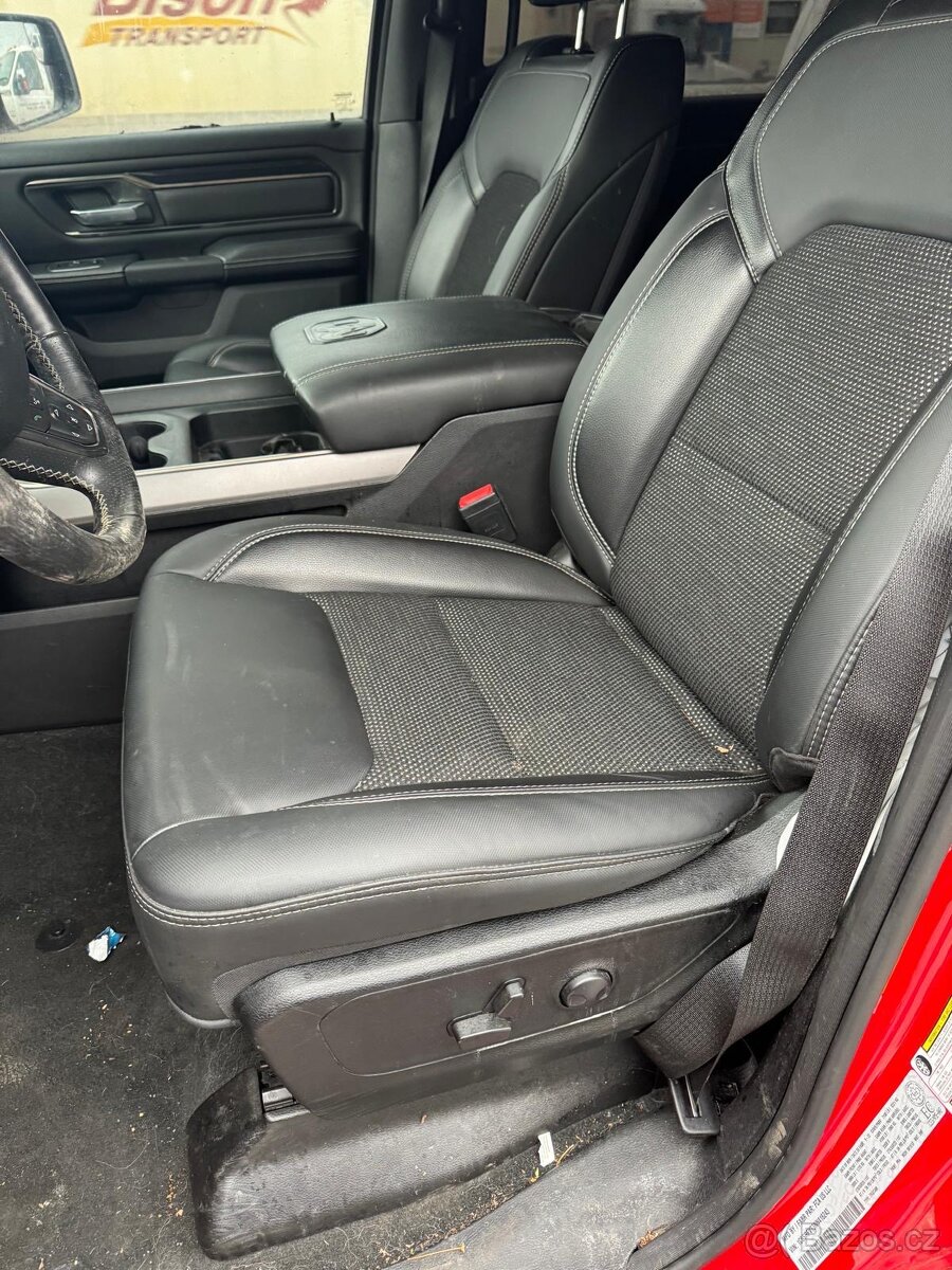 RÁM 1500 SPORT